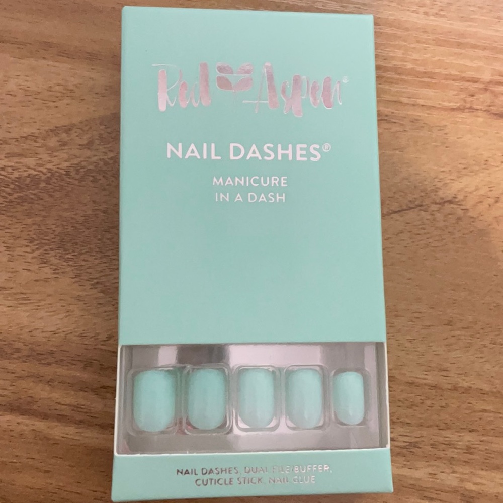 Red Aspen Nail Dash